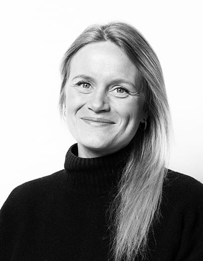 Headshot of a smiling woman