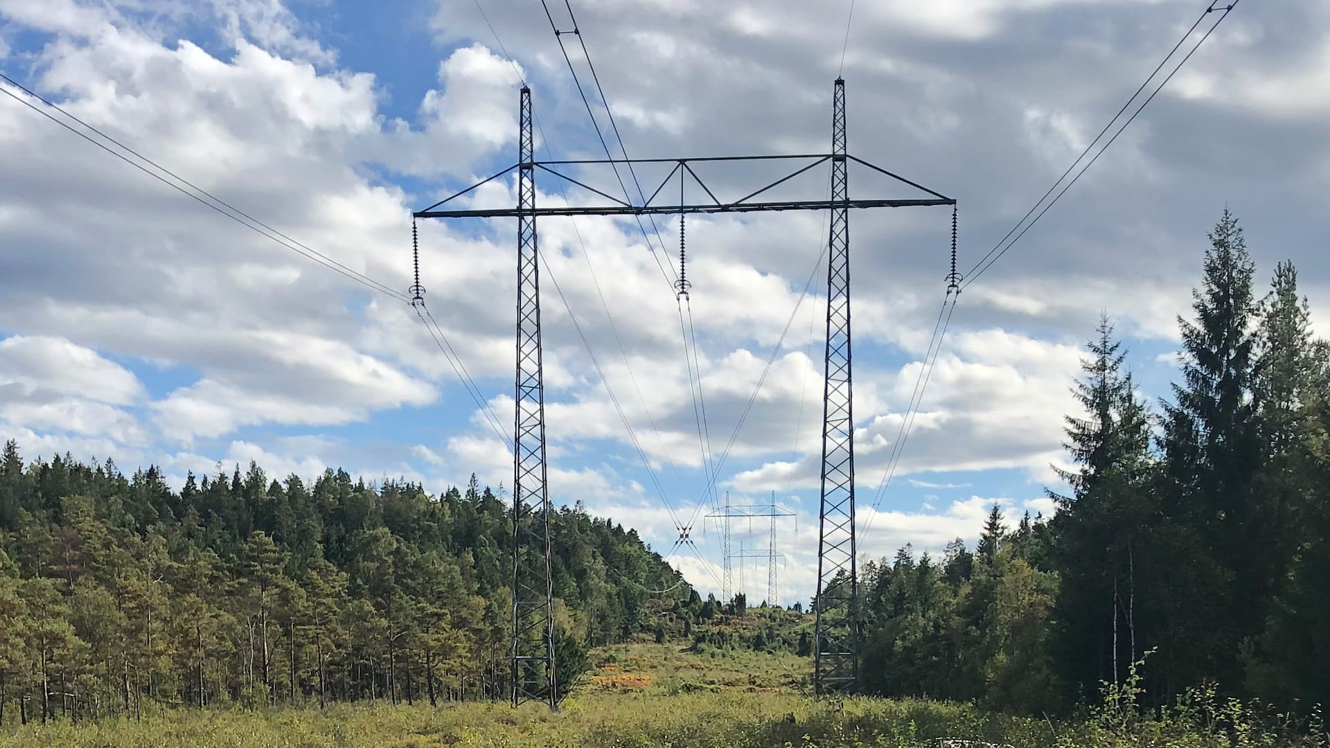 single transmission tower 